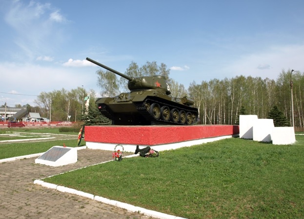 Паямтник-танк-1